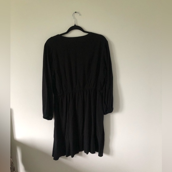 Old Navy Long-sleeve Dress - Picture 4 of 4